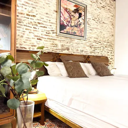 Anahita Boutique Малага