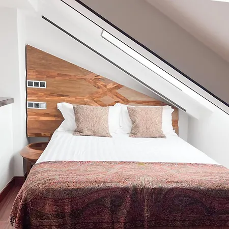 Готель Anahita Boutique 4*